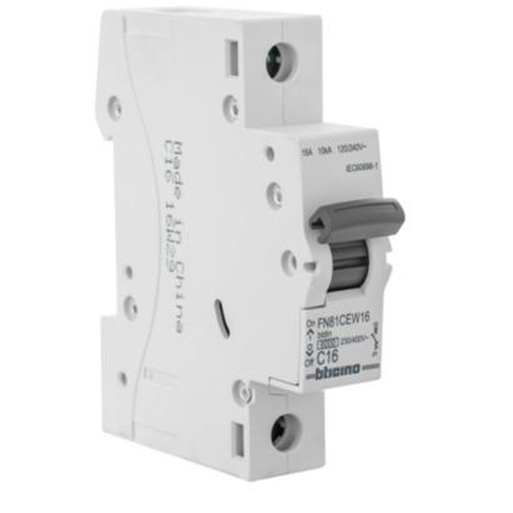 INTERRUPTOR TERMOMAGNETICO 1X16 A 120/240-400V CURVA C